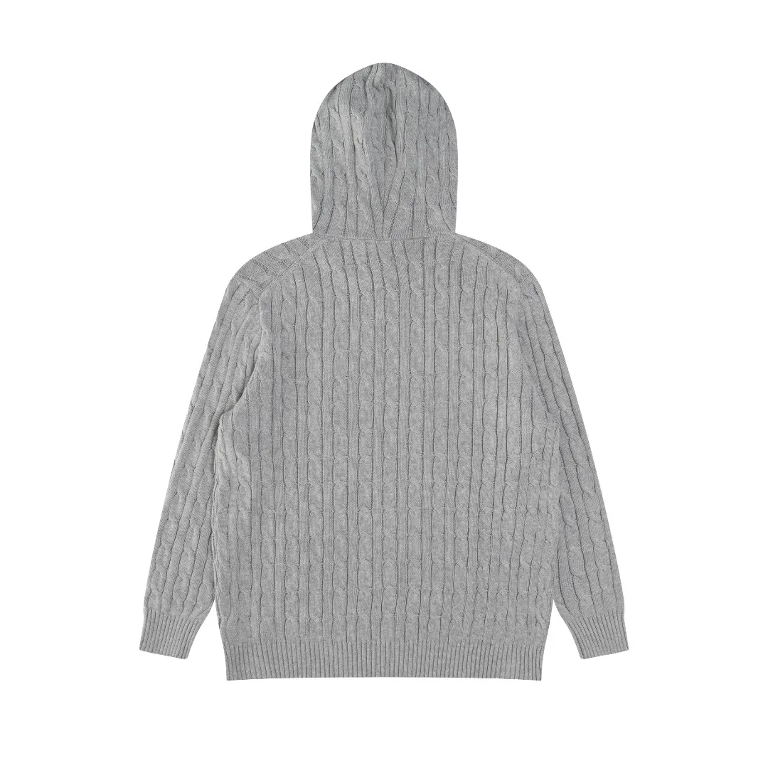 P236 #R84 RALPH LAUREN Six-color classic hooded twist pullover sweater with high-density LOGO embroidery on the chest and original custom-made tag accessories. Made of pure cotton yarn, pure cotton is skin-friendly and comfortable, small label war horse embroidered twist hooded sweater 🐎 high quality, follow the blogger to learn how to wear it! Let’s buy a Ralph Lauren cable sweater. It’s a super hard-to-find series after it became popular. It’s hard to find one on the official website. It’s simple and practical to wear, with a lazy and loose feel. The thickened fabric has more texture, feels soft and delicate, and has a loose fit. Whether worn alone or layered, you can wear different styles of fashion with just one piece!   Size: S M L